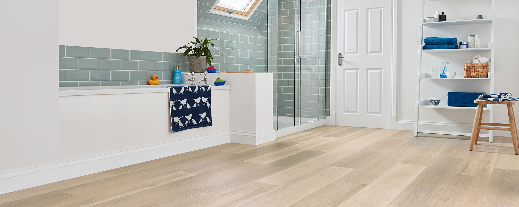 Bathroom flooring inspiration | LVT | Palio Express by Karndean