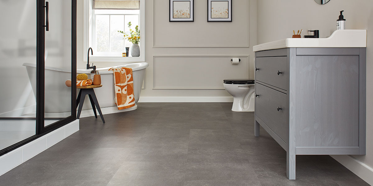 Bathroom flooring inspiration | LVT | Palio Express by Karndean